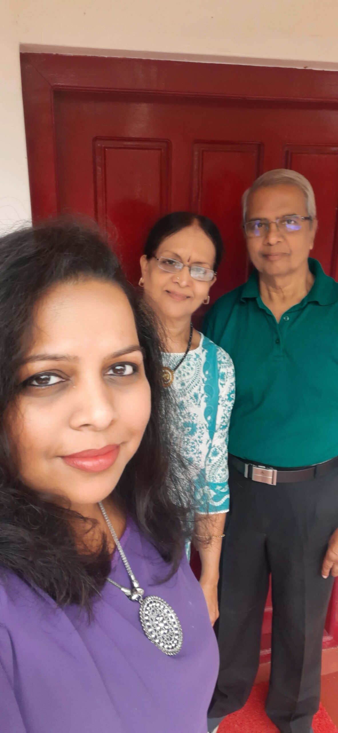 Divya and her Parents